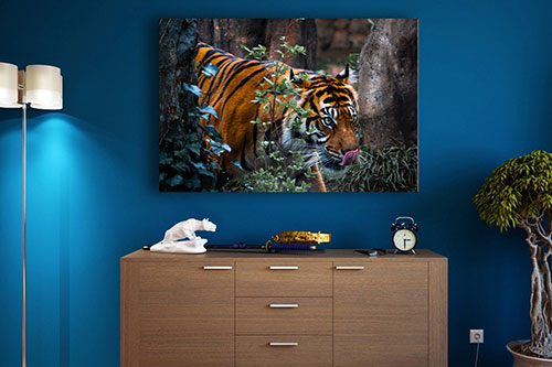 Example canvas art work of a Tiger on the hunt