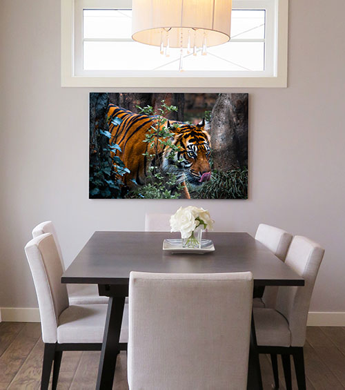 Example canvas art work of a Tiger on the hunt
